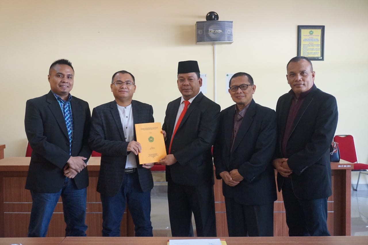 Selamat, Wakil Ketua DPRD Riau Syafaruddin Poti Raih Gelar Magister Manajemen 