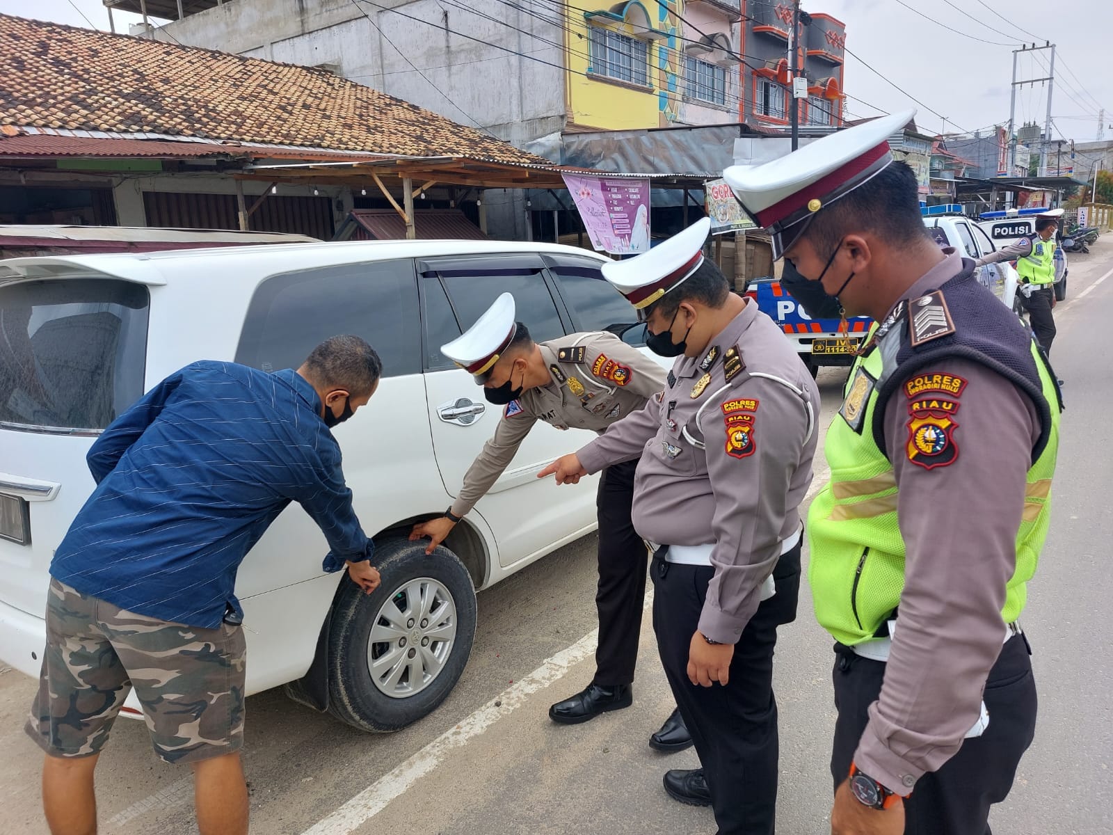 Antisipasi Lakalantas, Satlantas Polres Inhu Datangi PO Bus dan Travel