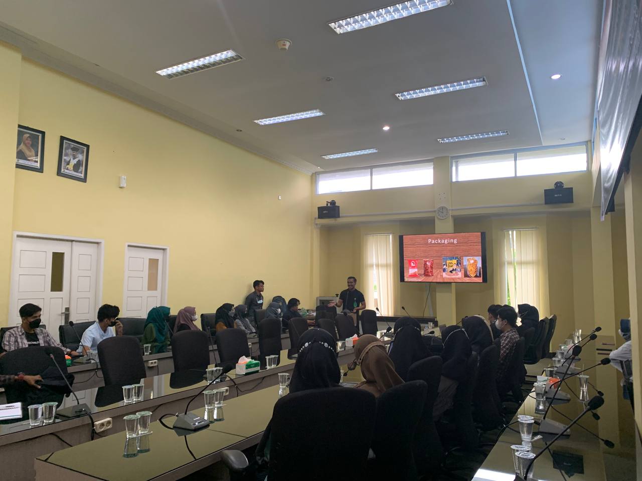 Fakultas Ekonomi UIR Gelar Pelatihan Digital Marketing di Era Globalisasi
