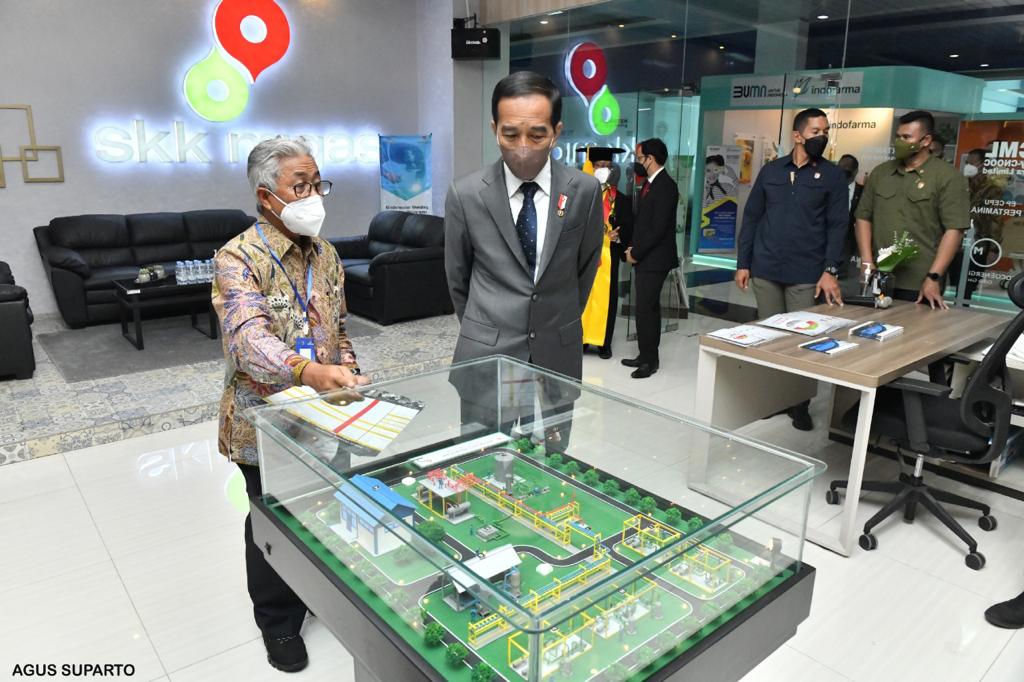 Presiden Joko Widodo Kunjungi Migas Corner 