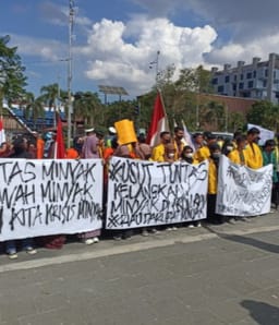 Gelar Aksi Unjuk Rasa, Ratusan Mahasiswa Minta Usut Kelangkaan Minyak Goreng di Riau