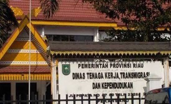 Diduga Dipaksa Berhenti, 10 Perawat Santa Maria Datangi Disnakertrans Riau