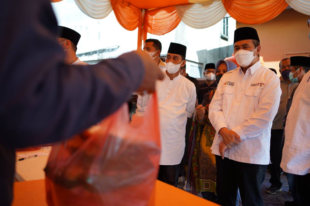 Tinjau Pasar Murah di Rohil, Gubri Berharap Bisa Ringankan Beban Masyarakat