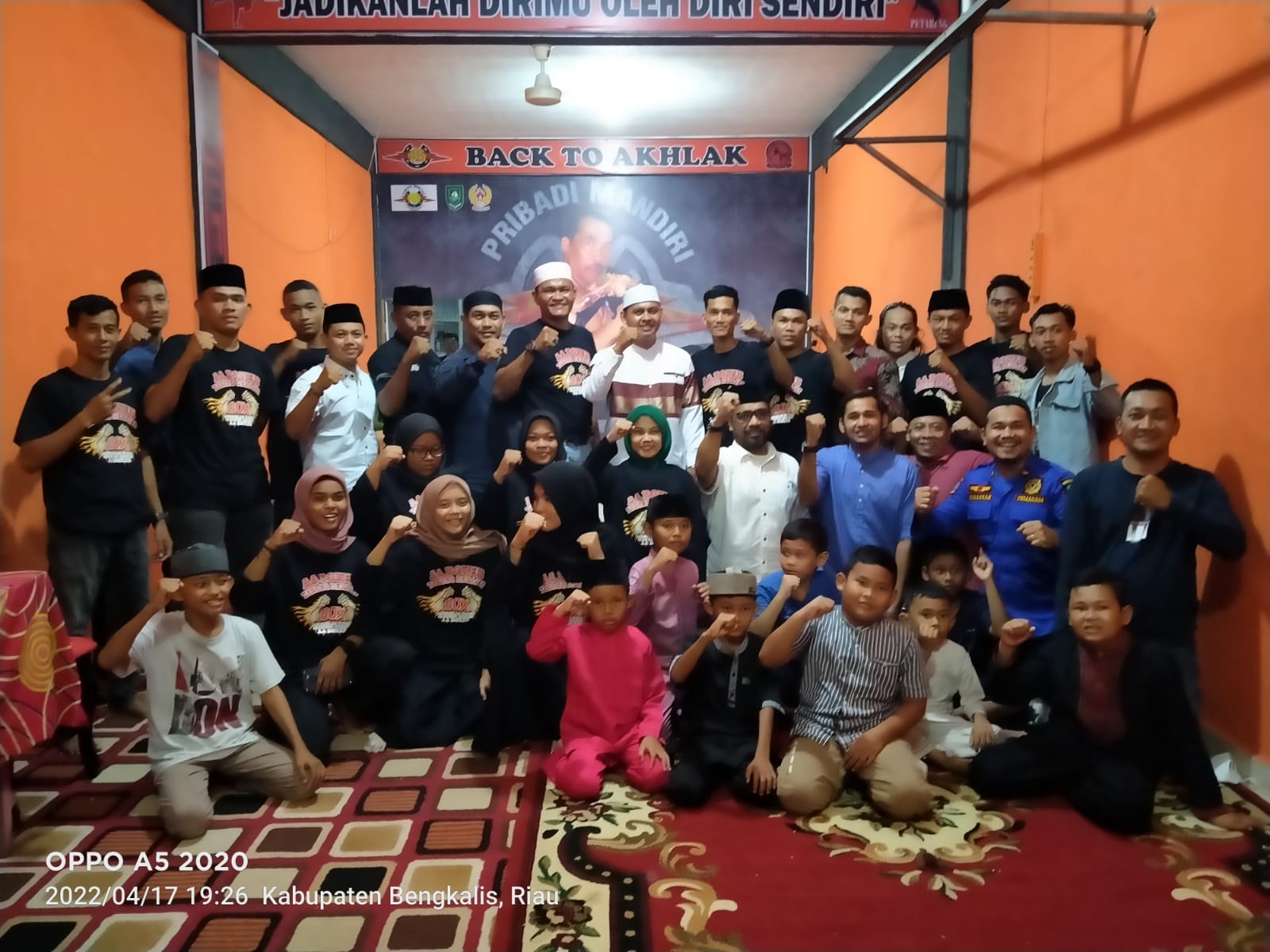 Bukber di Kawah Tarung Derajat, Aan:  Petarung Harus Berakhlak Baik