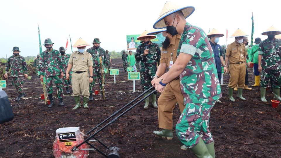 Dandim 0303 Bengkalis Launching Program Ketahan Pangan di Desa Sungai Alam