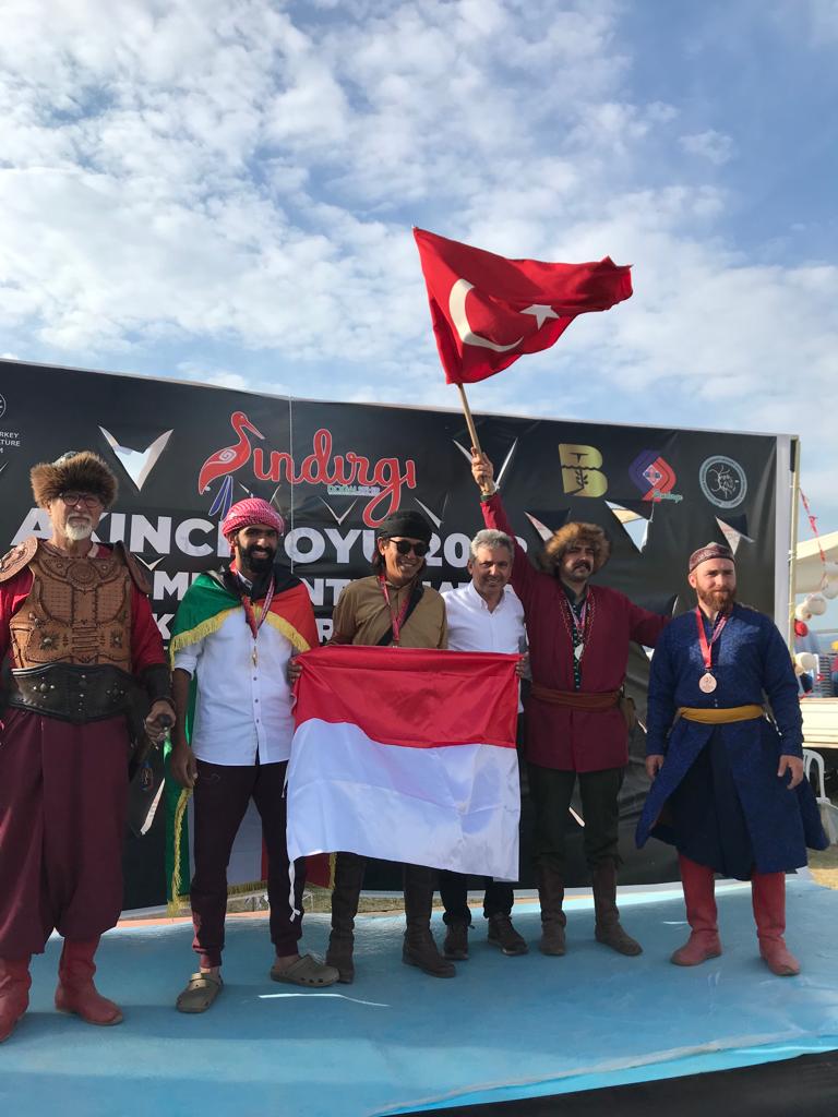 Gubri Ucapkan Selamat, Putra Riau Juara Umum Panahan dan Berkuda di Turki