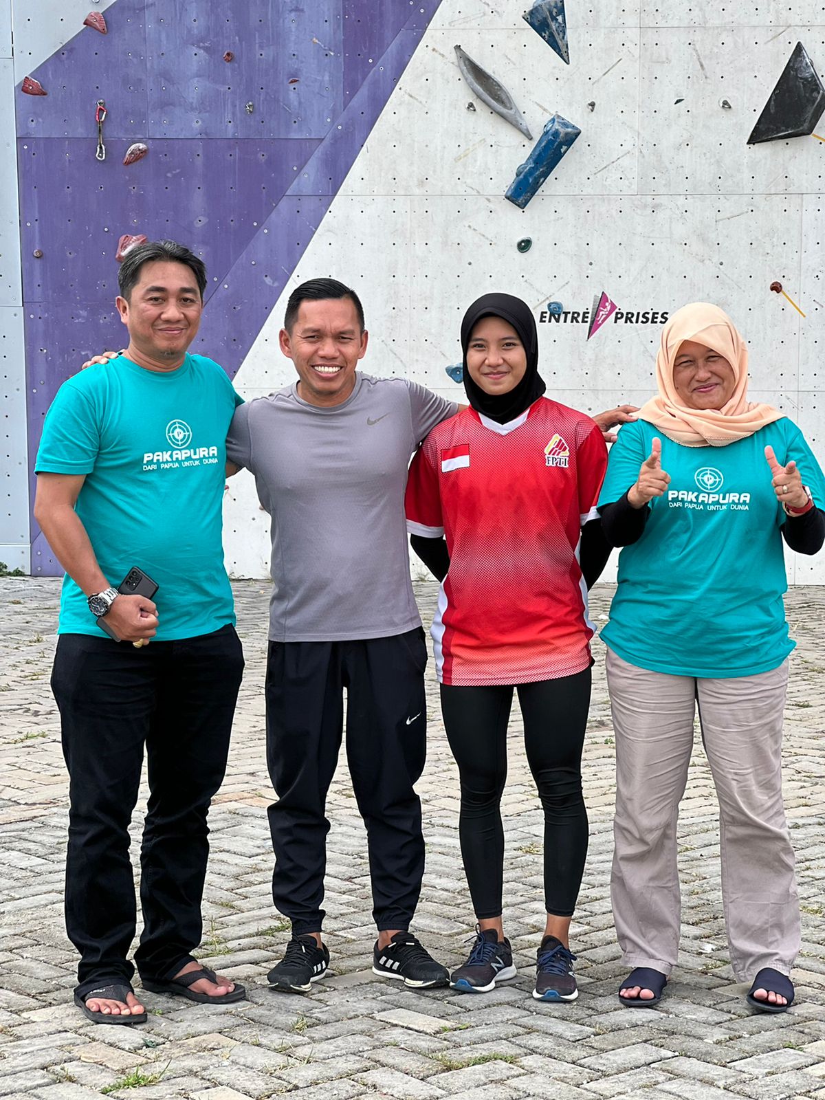 Atlet Panjat Tebing Riau Ikuti Kompetisi Panjat Tebing Dunia