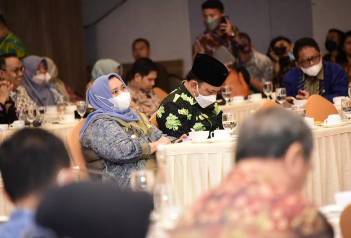 Bahas 5 Poin Penting, Bupati Bengkalis Kasmarni Ikut Rakor Gubernur Se-Sumatera