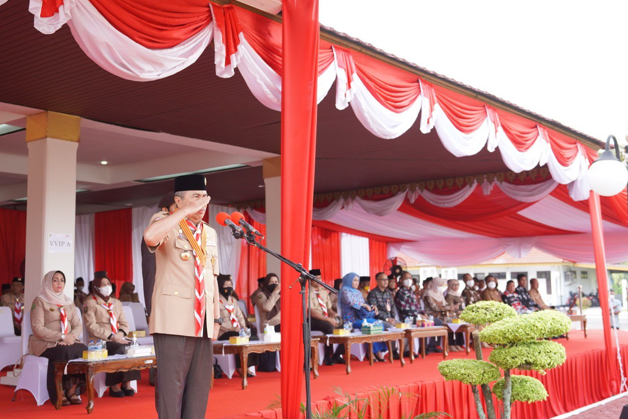 Pimpin Apel Hari Pramuka,  Gubri Harapkan Pramuka Makin Berjaya