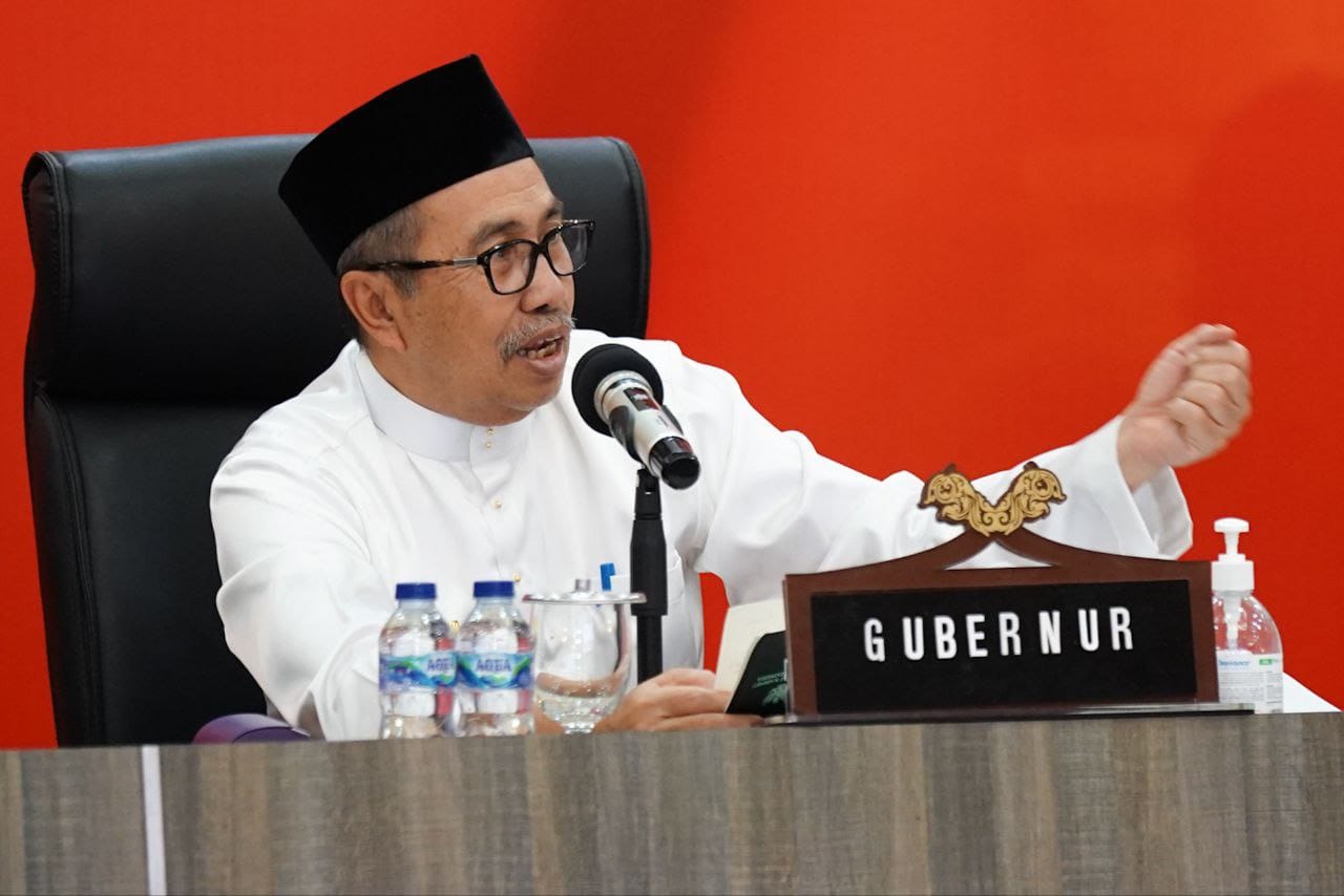Tindak Lanjuti Arahan Presiden, Gubri Gelar Rapat Pengendalian Inflasi Riau