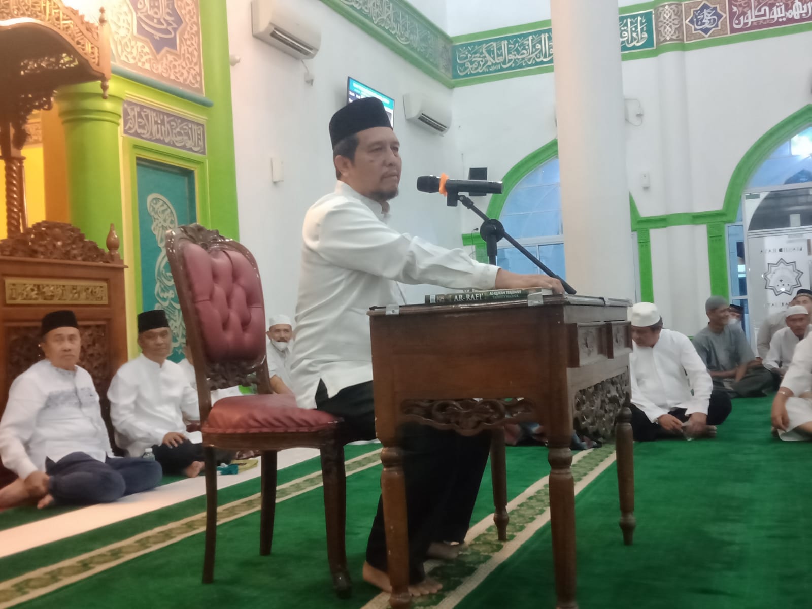 Hadiri Peringatan Maulid Nabi, Gubri Harap Masjid Ikut Kembangkan Ekonomi Syariah 