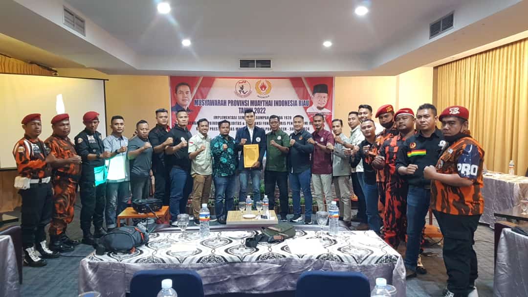 Terpilih Aklamasi, Oktovianus Sinyo Lesnussa Kembali Pimpin Muaythai Indonesia Provinsi Riau 