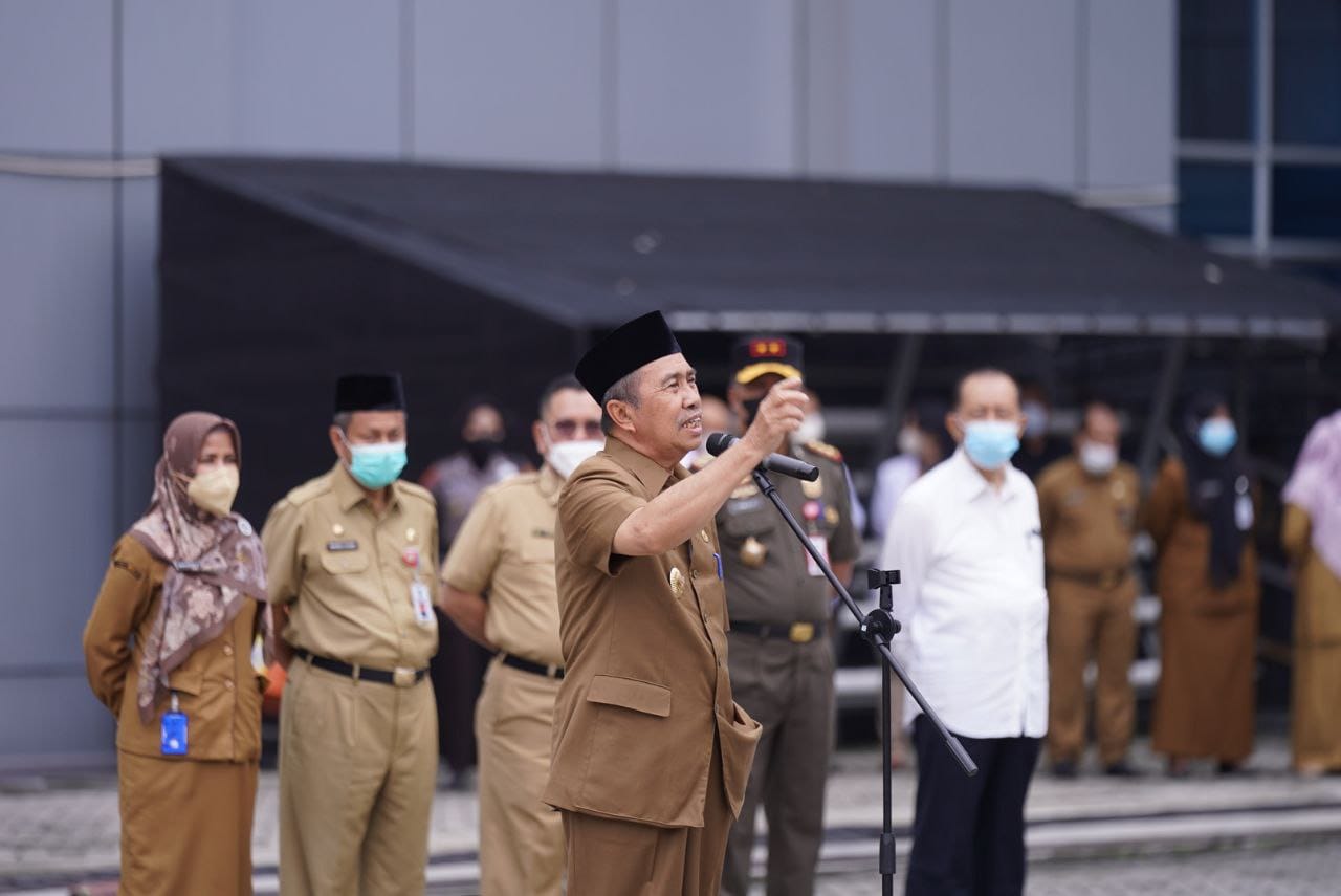 Terkait Pelayanan RSUD Arifin Achmad, Gubri: Masih Perlu Dibenahi
