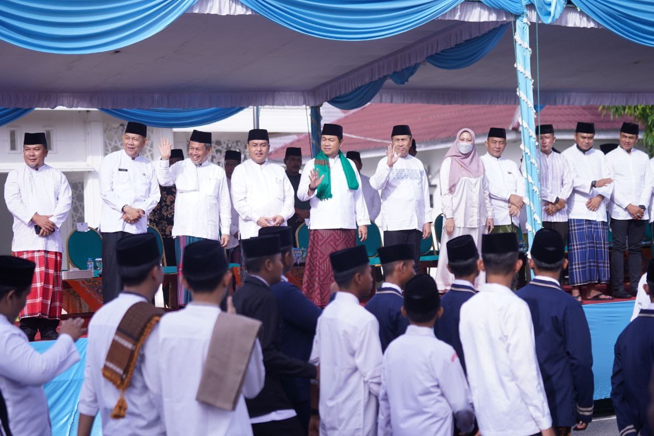Peringati Hari Santri, 431 Ponpes se-Riau Gelar Pawai di Indragiri Hulu