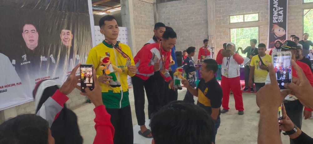 Pesilat Tambah 2 Emas, Kuansing Pastikan Juara Umum Cabor Silat