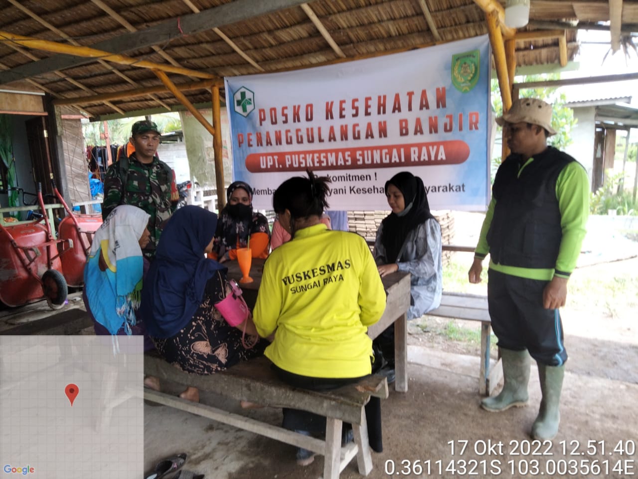 Gerak Cepat Bantu Korban Banjir, Dinkes Inhil Bangun 3 Posko Kesehatan  di Desa Kuala Sebatu