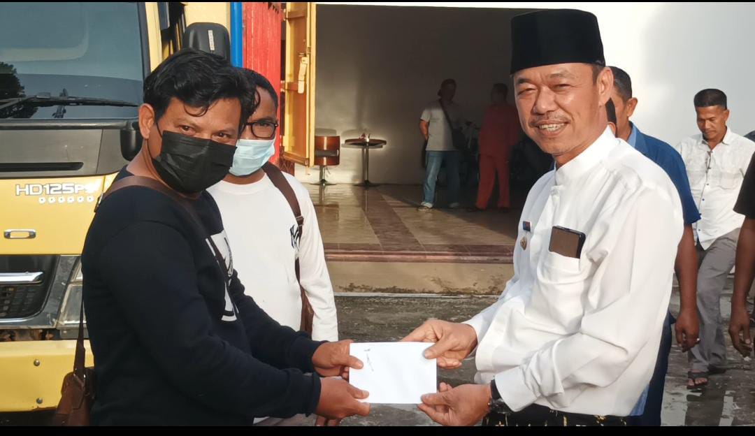 Kabar Baik, Hari Ini Bupati Rohil Launching Penyaluran BLT