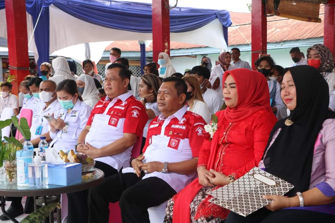 Sempena Hari Ibu, Keluarga Warga Binaan Datang ke Lapas Perempuan Pekanbaru