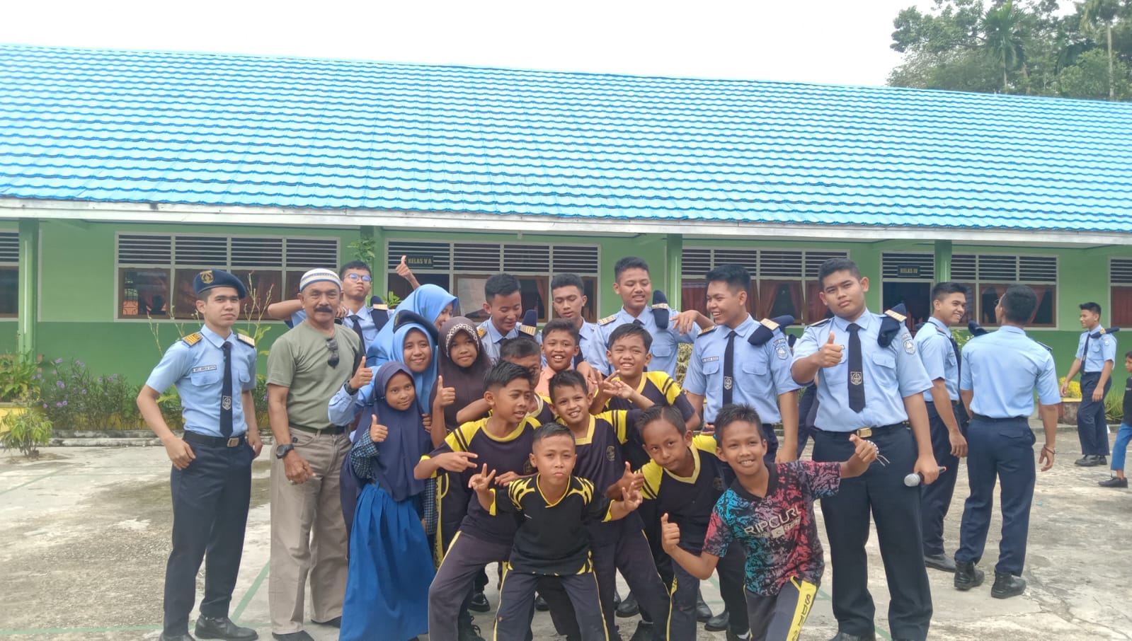 Lakukan Bakti Sosial, Pelajar SMAN Plus Riau Gelar PMD di Bengkalis