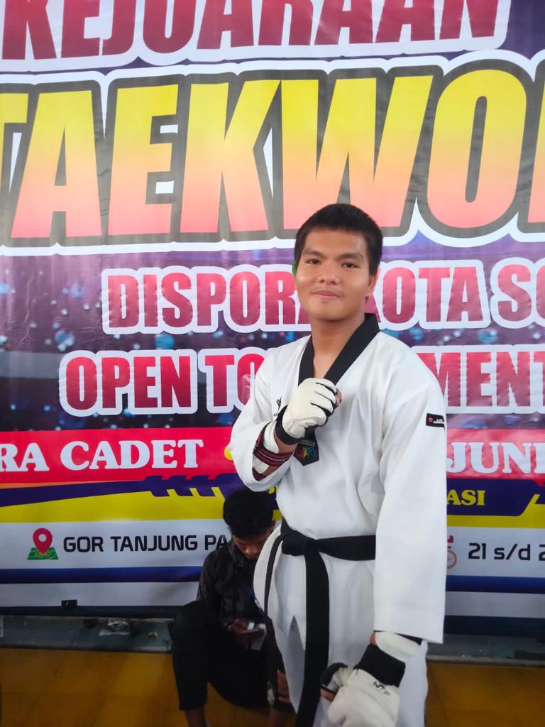 Jili Taekwondo Club Pekanbaru Sabet 9 Medali di Open Tournament Taekwondo 2022 Solok 