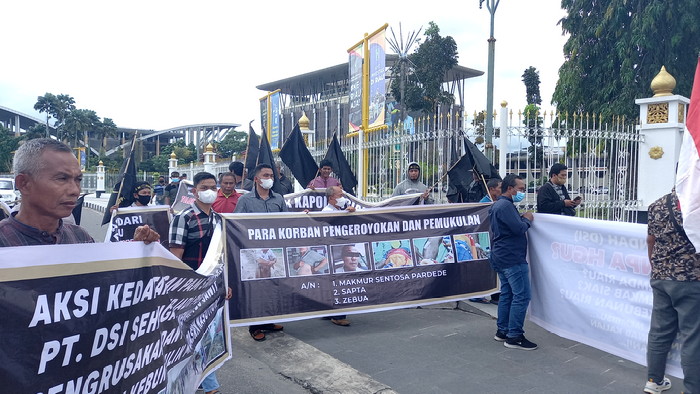 Massa LSM Perisai Riau Desak Pemprov Tutup Usaha Perkebunan Sawit PT DSI 