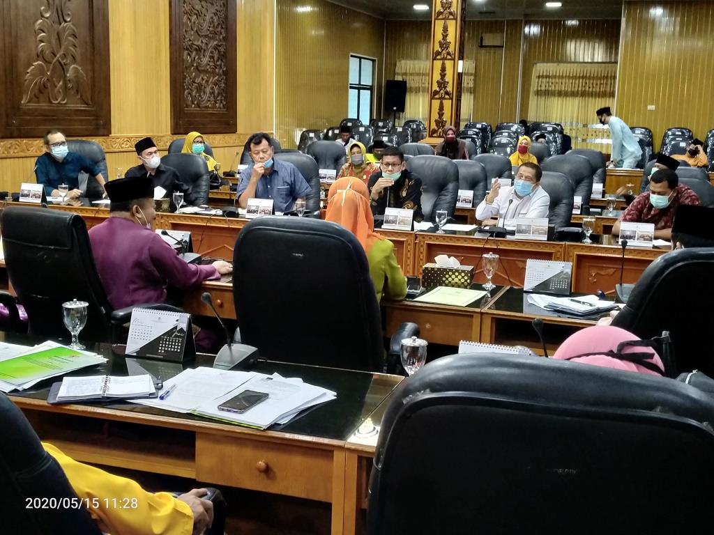 DPRD Bengkalis Temukan APD dari Dinas Kesehatan Tidak Standar