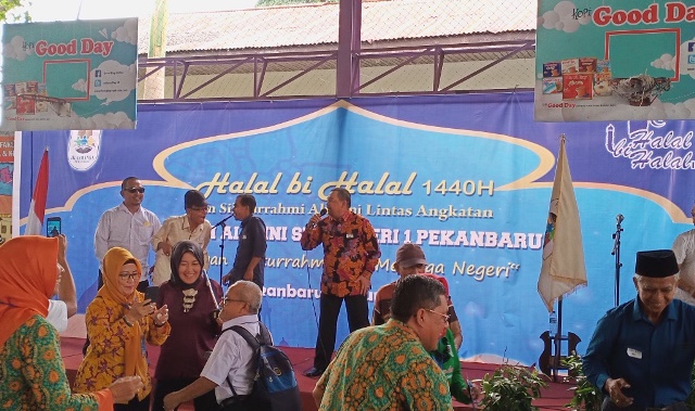 Wagubri Edy Nasution Hadiri Acara Alumni Angkatan 80 SMA 1 Pekanbaru 