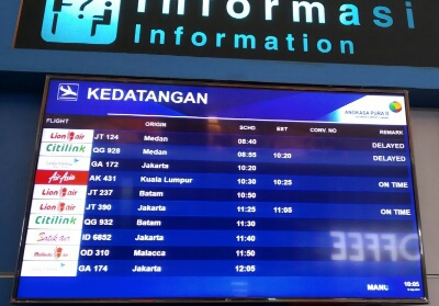 Jarak Pandang Terbatas, Tiga Pesawat Kesulitan Mendarat di Bandara SSK II