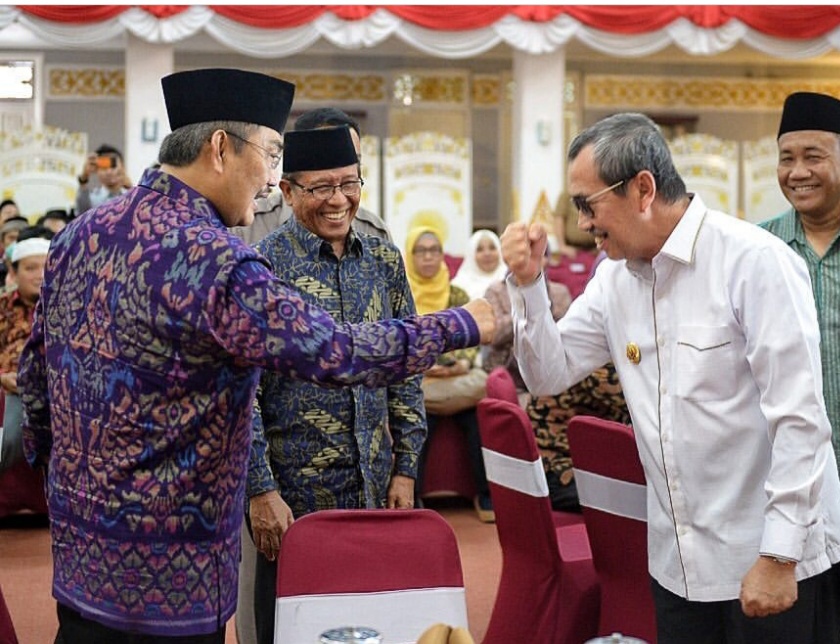 Begini Salam Ala Corona Gubri Bersama Ketua ICMI Pusat