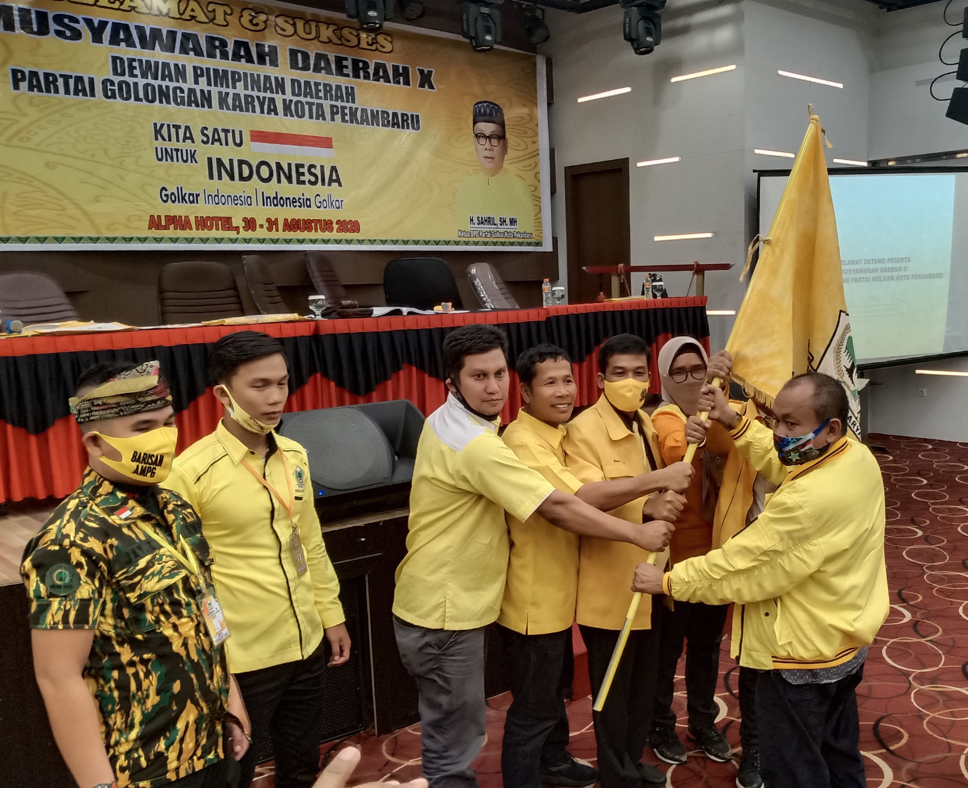 Syahril Terpilih Sebagai Ketua Golkar Pekanbaru Secara Aklamasi 
