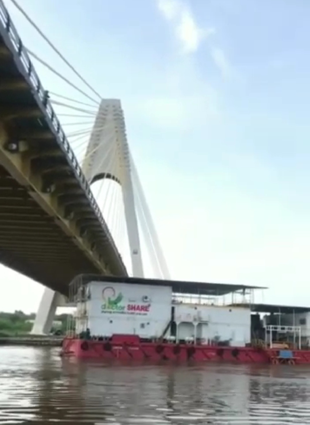 Kapal Terapung DoctorSHARE Berlabuh di Sungai Siak, INI Kata Kadiskes Riau