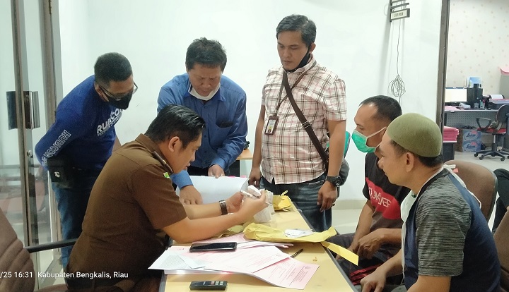 Dua Kurir 10 Kg Shabu Dilimpahkan ke Kejari Bengkalis