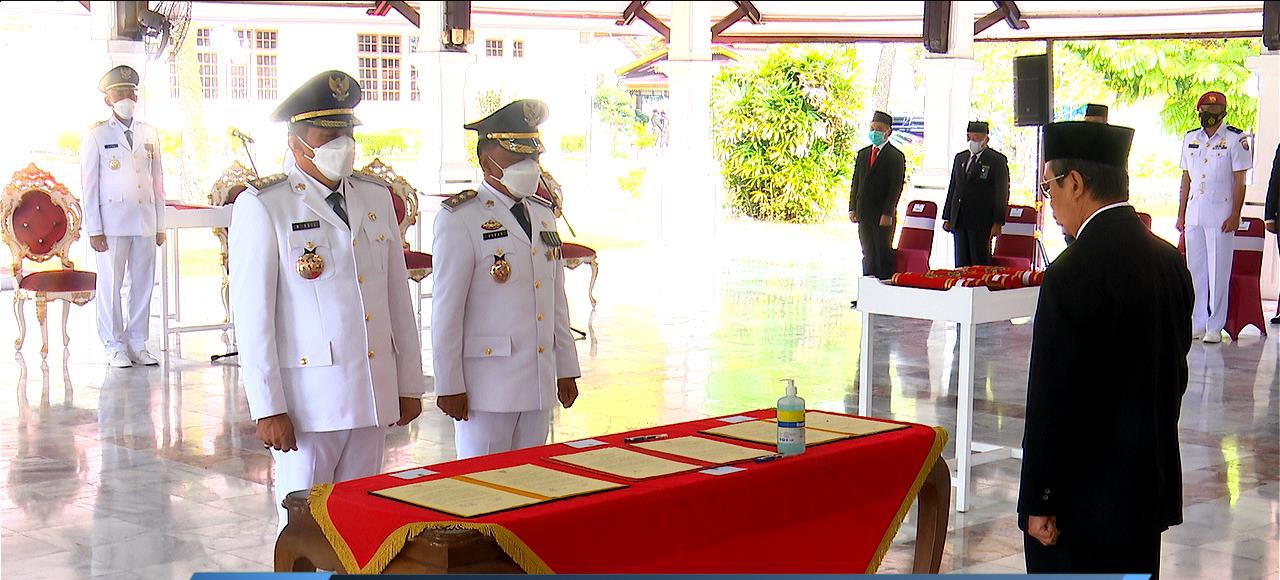 Lantik Tiga Kepala Daerah dan Wakilnya, Gubri Pesan Penanganan Karhutla