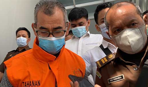 Tidak Kooperatif, Mursini Langsung Ditahan Kejati Pasca Pemeriksaan Pertama Sebagai Tersangka