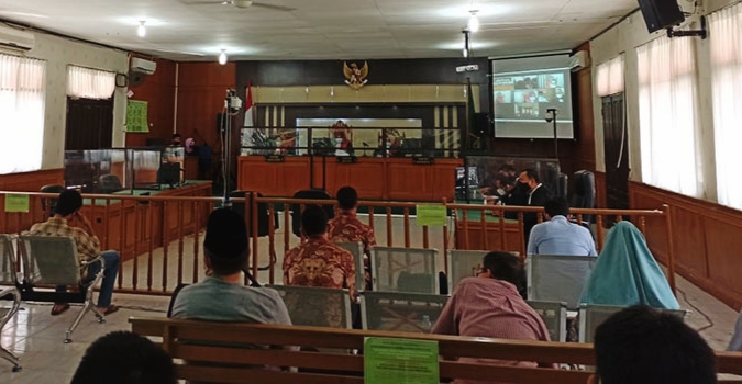Terbukti Gratifikasi, Eks Wali Kota Dumai Divonis 2 Tahun 6 Bulan