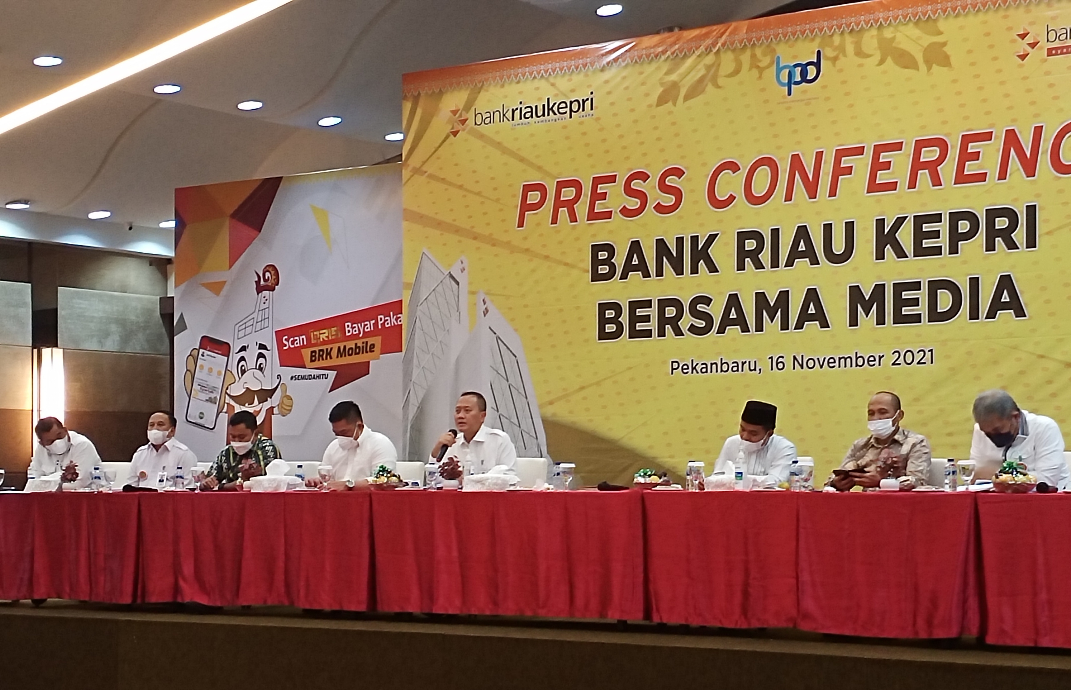 Perusahaan Besar dan Nasabah Non Muslim Dukung Konversi BRK ke Syariah