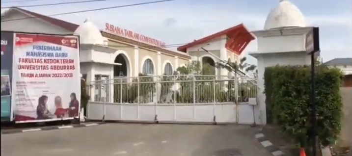 Ratusan Siswa SMP IT Abdurrab Positif Covid-19