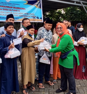 Sebanyak 203 Anak Yatim Terima Bantuan dari Kegiatan Ikasmansa Berbagi