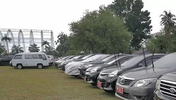Ditarik Sebelum Lebaran, Pemprov Riau Kembali Bagikan Mobil Dinas