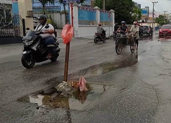 Pipa Bocor di Jalan Melur, Perundam Tirta Siak Mohon Maaf
