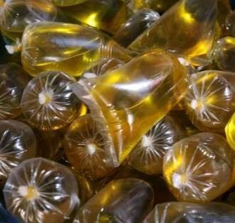 Hore! Kini Emak-Emak Bisa Beli Minyak Goreng Hingga 10 Liter Dengan Harga Rp 14.000