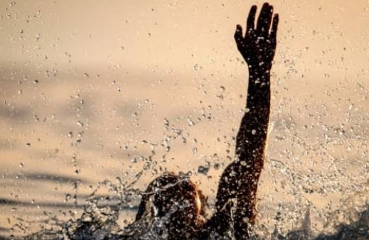 Seorang Bocah Perempuan Tewas Terseret Arus Sungai Batang Kuantan