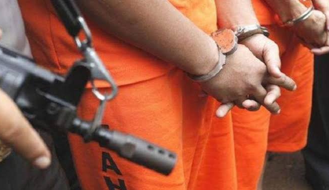 Polisi Ringkus Pembunuh Pria Dengan Bekas Jeratan di Leher di Siak Hulu