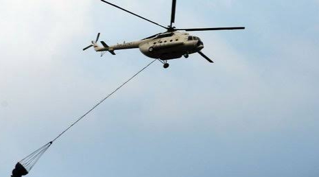 Ribuan Hektar Lahan Terbakar, BPBD Riau Kerahkan 3 Helikopter Atasi Karhutla 