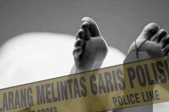 Heboh Penemuan Mayat Pria Tanpa Identitas Membusuk Dalam Parit