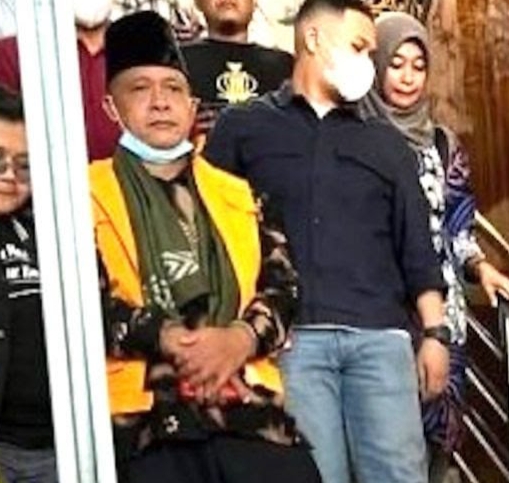 Perantara Kembalikan Uang Rp300 Juta, Eks Rektor UIN Suska Minta Maaf 