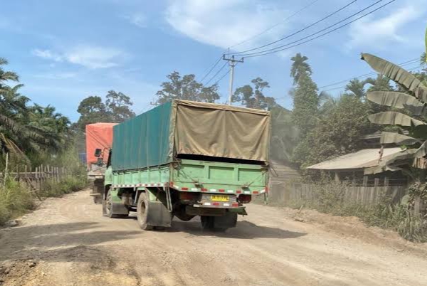 Tingkatkan Infrastruktur Jalan, Pemprov Riau Sediakan Anggaran Hingga Rp866 Miliar