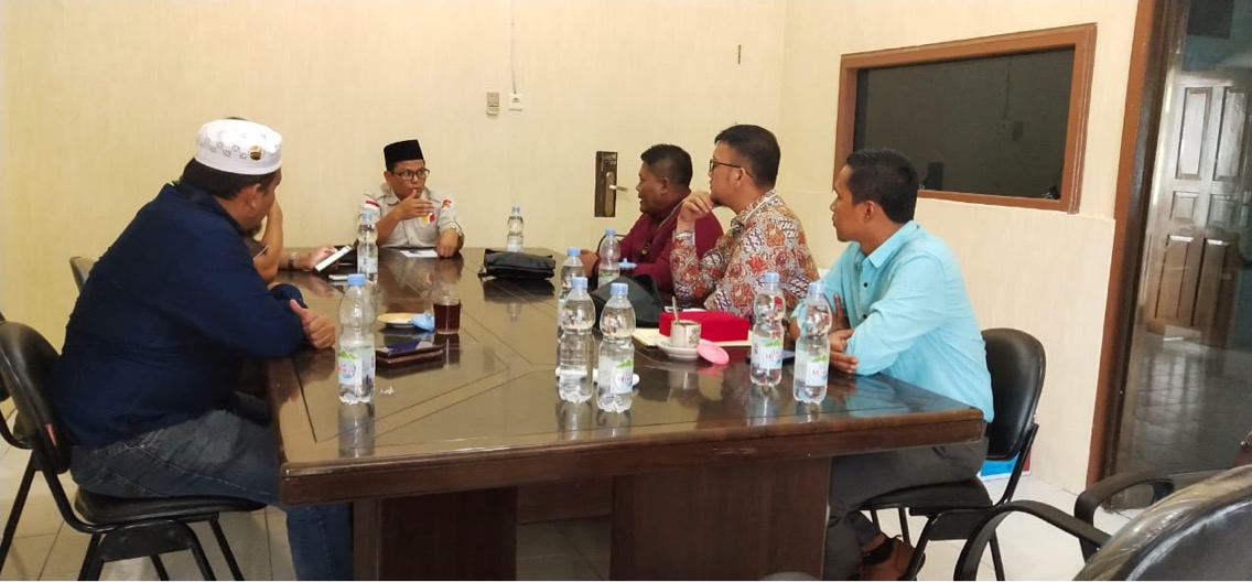 Laksanakan KKN Tematik,  Fikom Umri Jajaki Kerjasama Dengan Bawaslu Riau