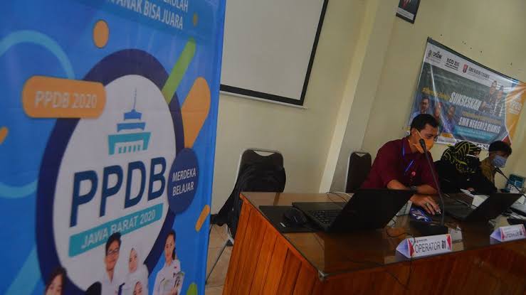 Penerimaan Siswa Baru Diminta Prioritaskan KK Daripada Suket
