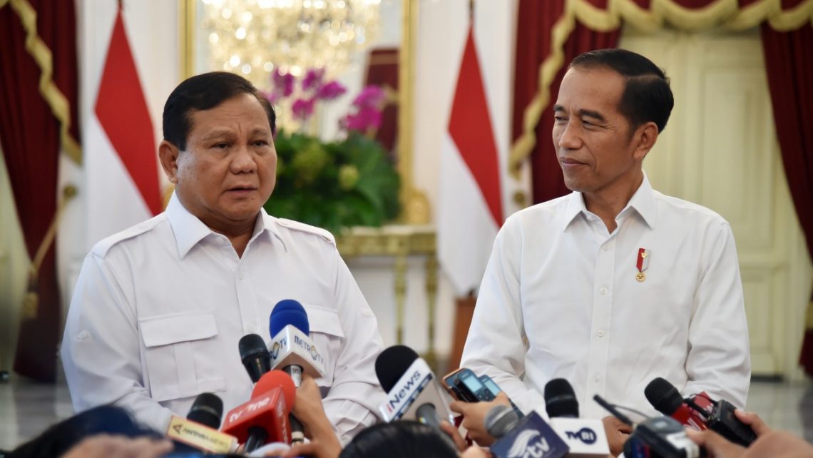 Pembelaan Jokowi: Prabowo Ke Luar Negeri Ada Tugas Negara Bukan Jalan-Jalan